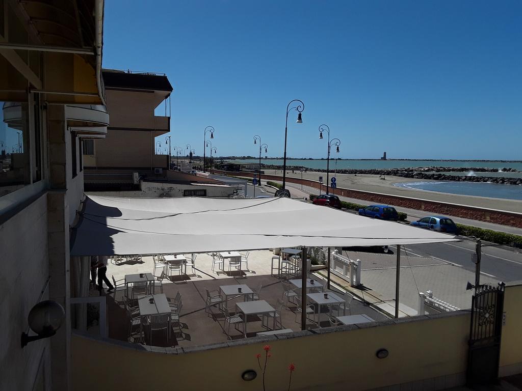 Hotel Rosa Dei Venti Fiumicino Exteriér fotografie