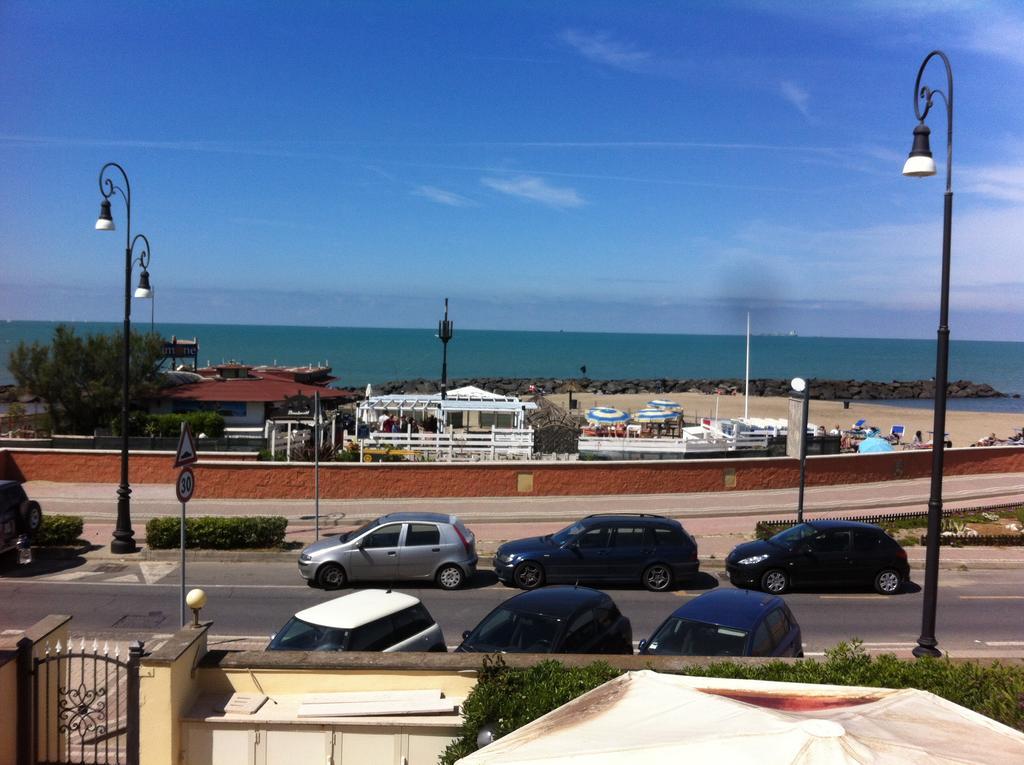 Hotel Rosa Dei Venti Fiumicino Exteriér fotografie